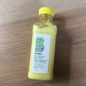 Briogeo banana+coconut superfruit conditioner